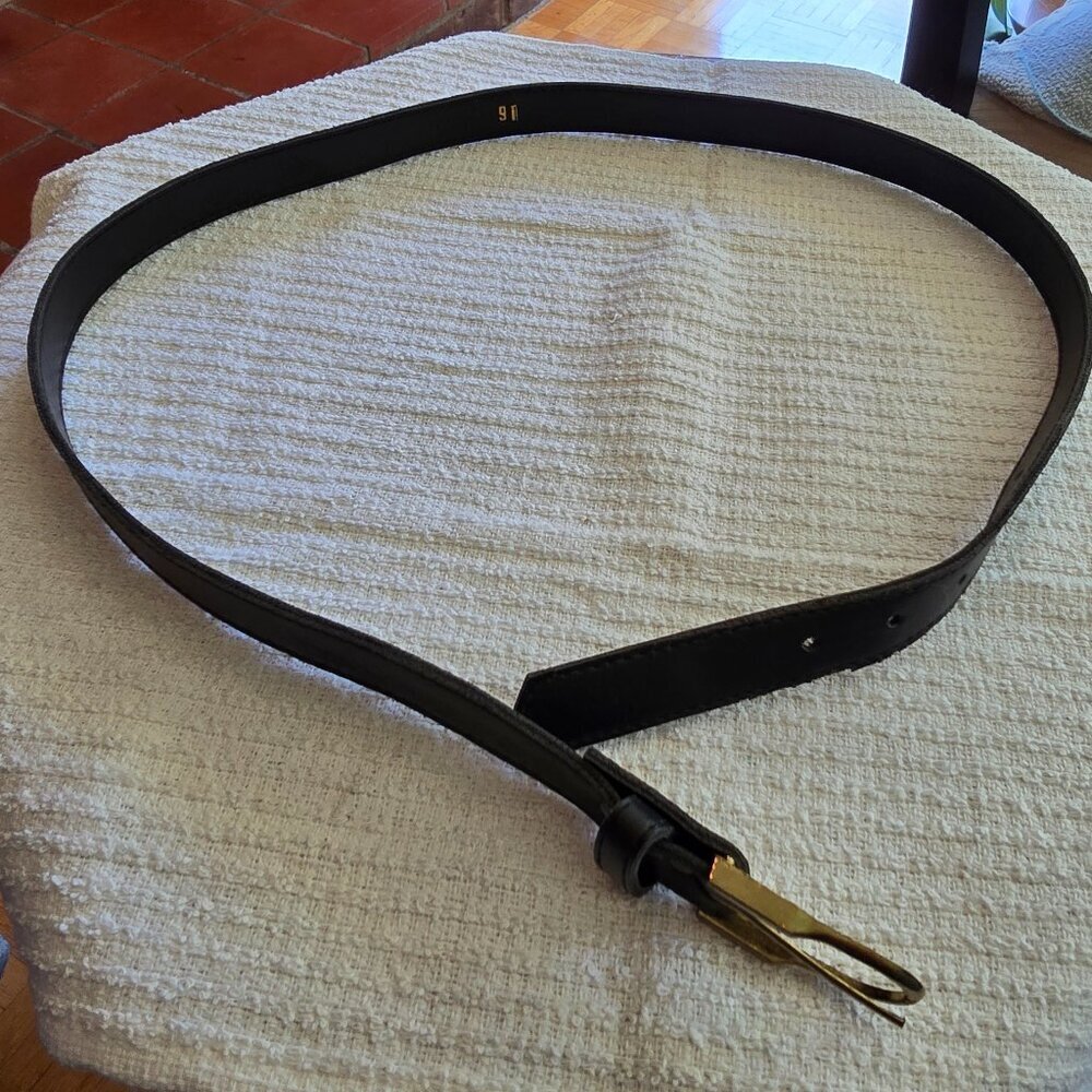 Vintage Smooth Black Leather Belt with Gold Hardware​​